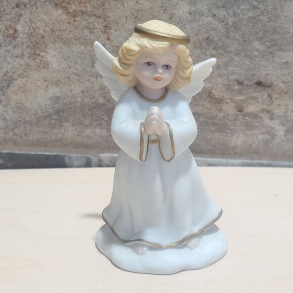 Bronson Collectibles Golden Blessing Angel in Prayer Porcelain Figurine 1996 - Picture 1 of 10